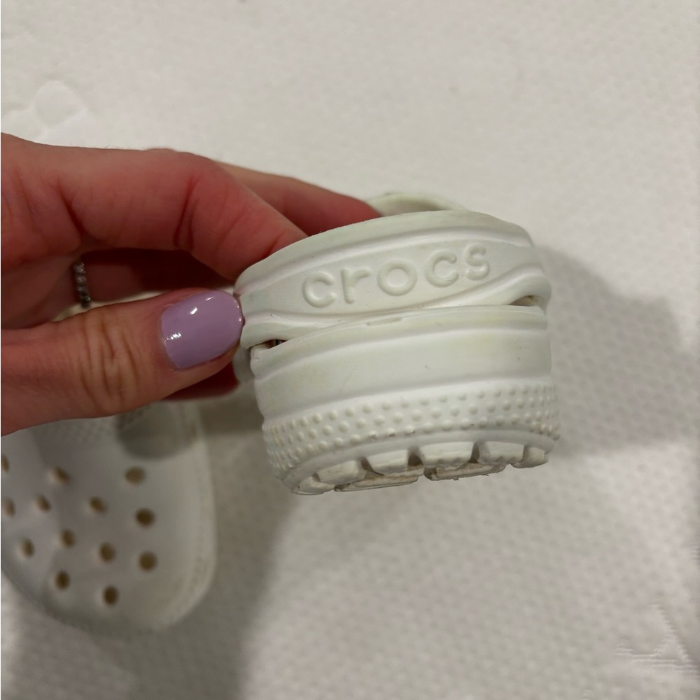 CROCS Kids White Classic Clog with Heel Strap - Picture 3 of 4